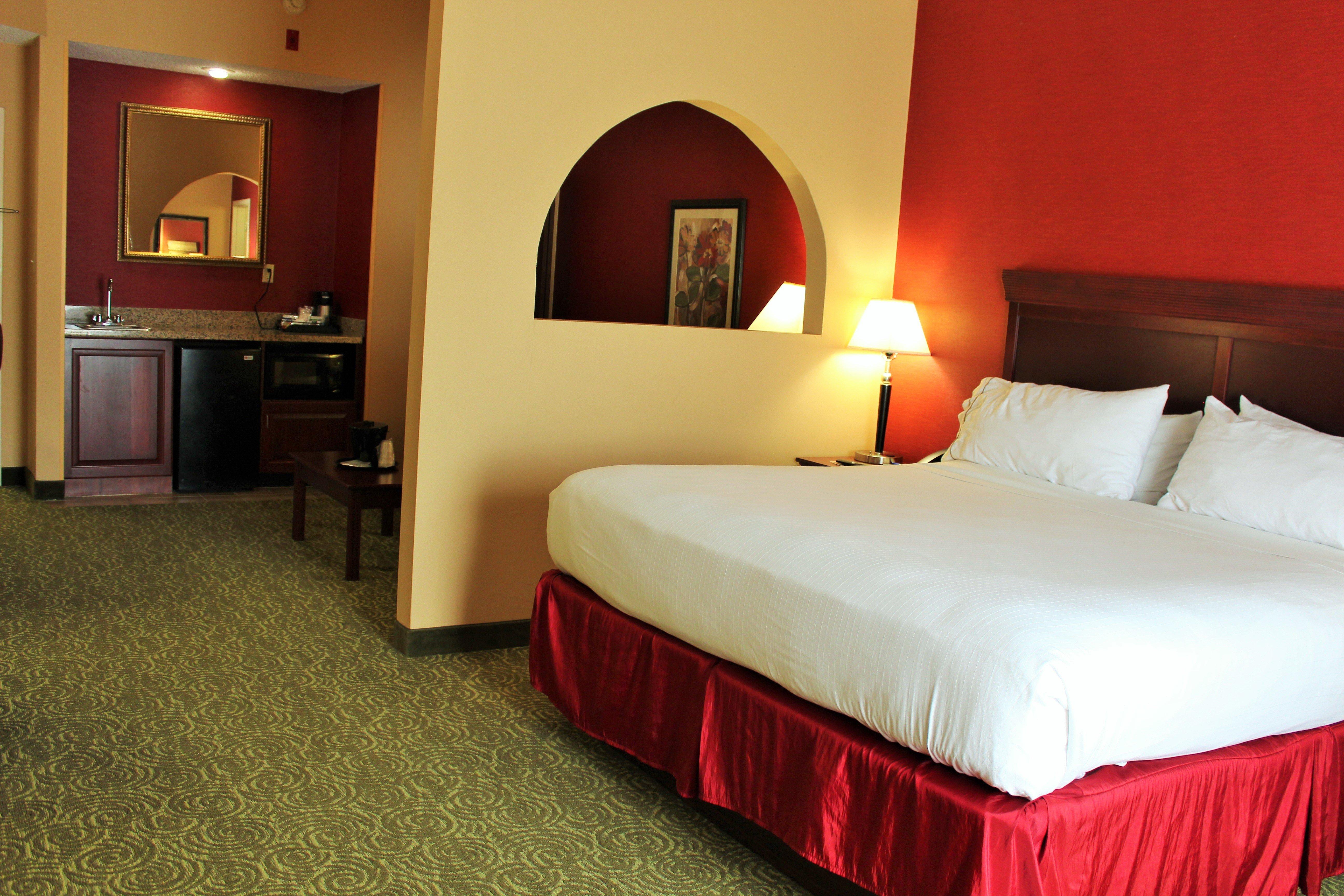 Holiday Inn Express & Suites Troy By Ihg Экстерьер фото