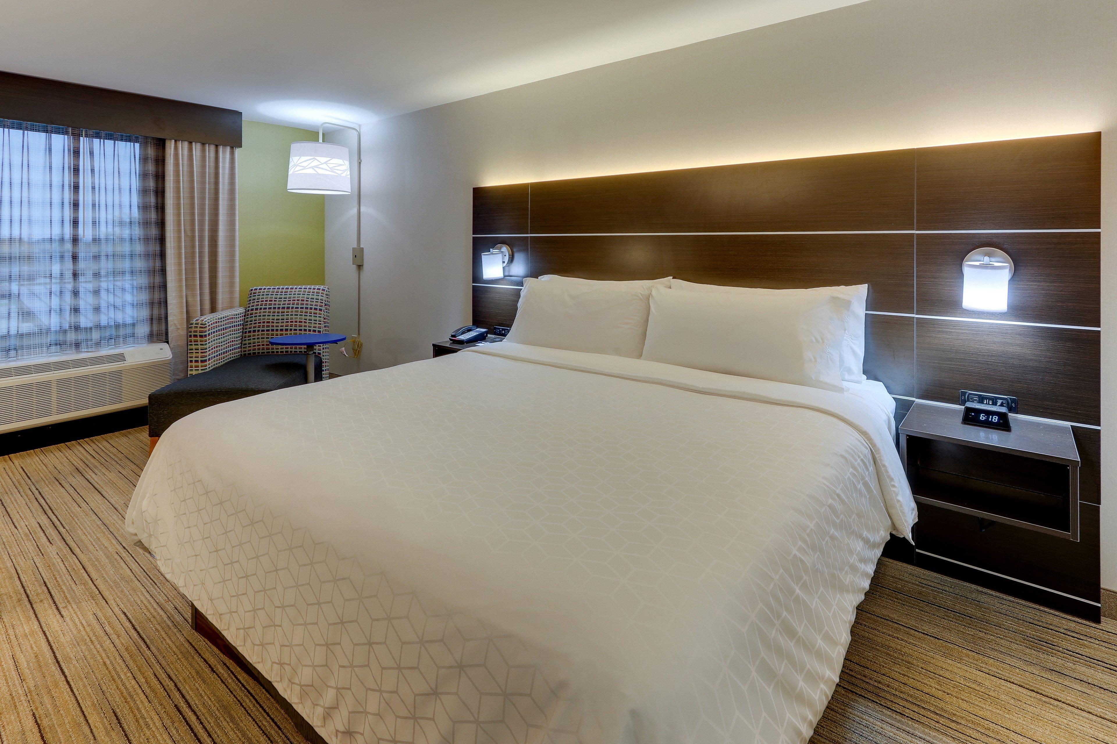 Holiday Inn Express & Suites Troy By Ihg Экстерьер фото