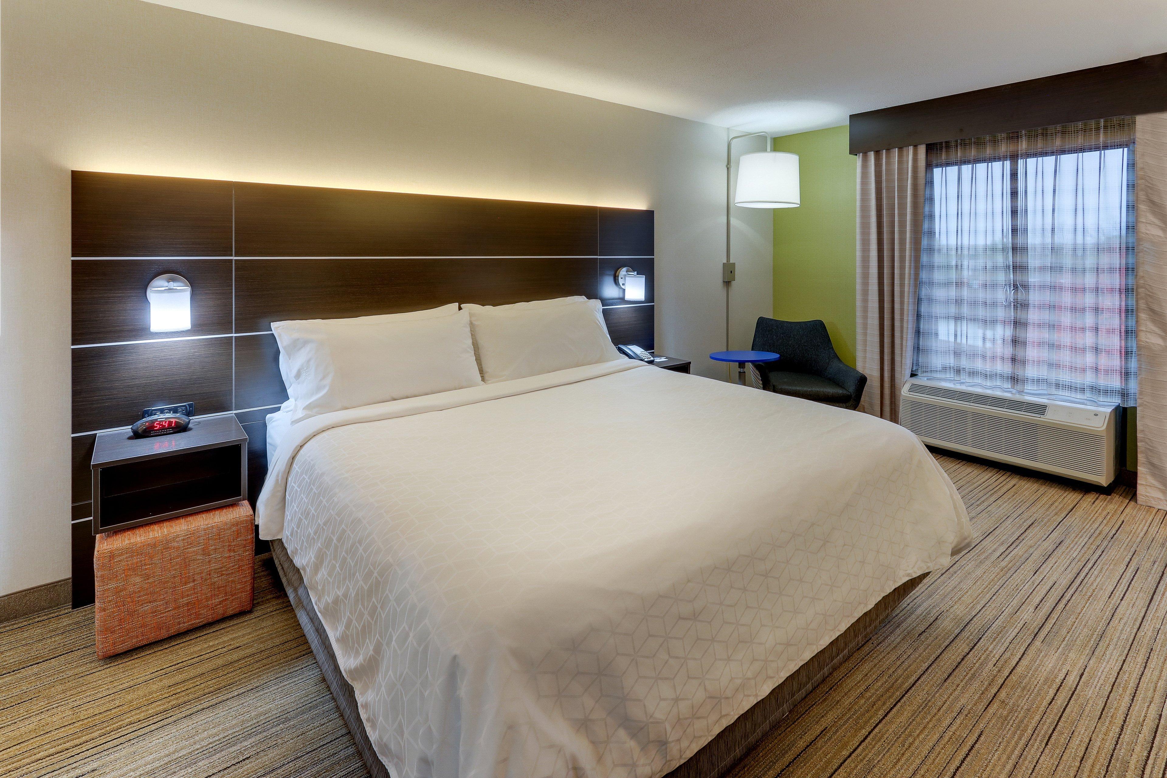 Holiday Inn Express & Suites Troy By Ihg Экстерьер фото